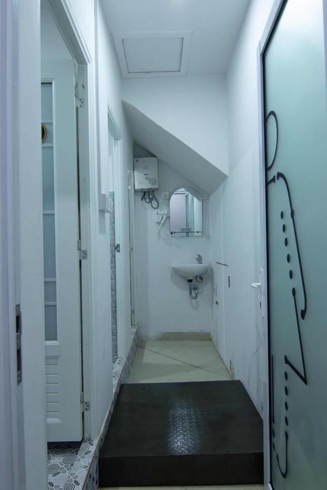 Kareem Syariah Hostel Bukittinggi Luaran gambar