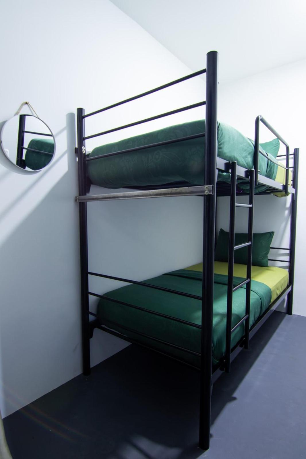 Kareem Syariah Hostel Bukittinggi Luaran gambar